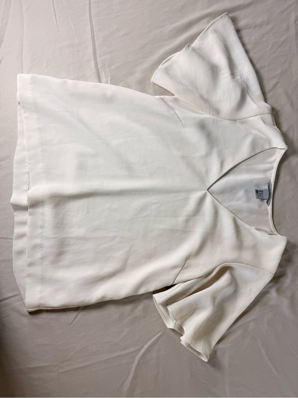 Women's H&M Cream V-Neck Flowy Sleeve Top